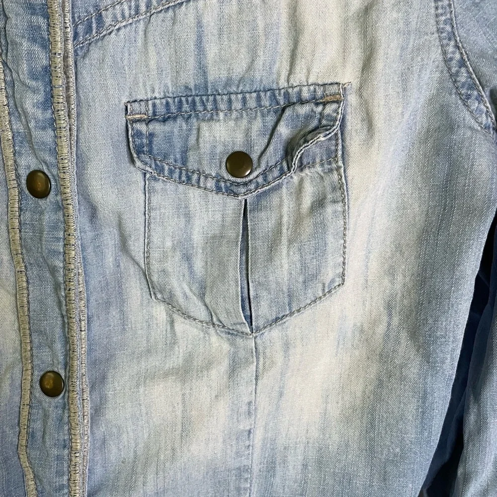 Starring at Stars denim distressed embroidered shirt - Picture 6 of 6
